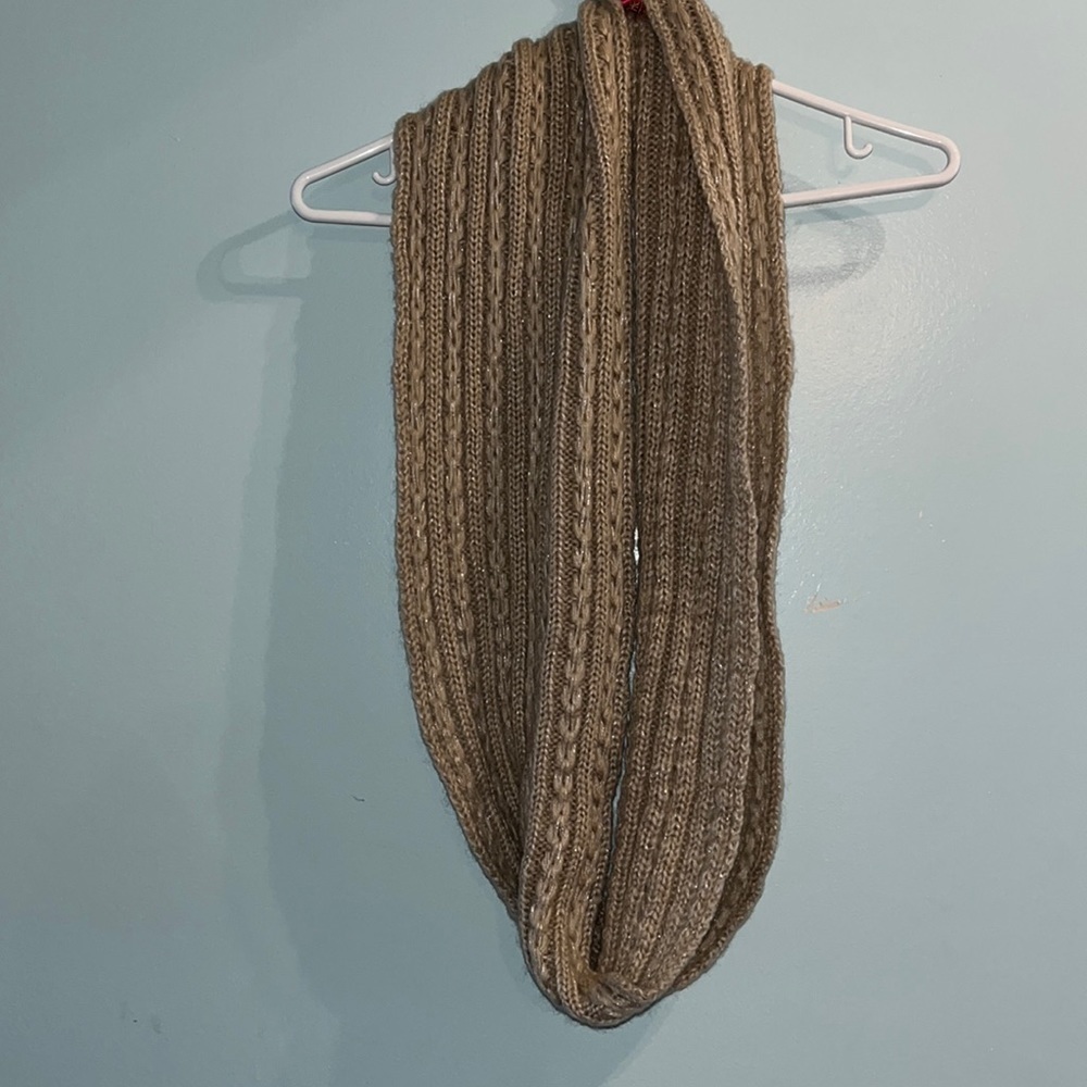 H&M Cozy Cream/pink Open-Knit Cable Infinity Scarf – One Size